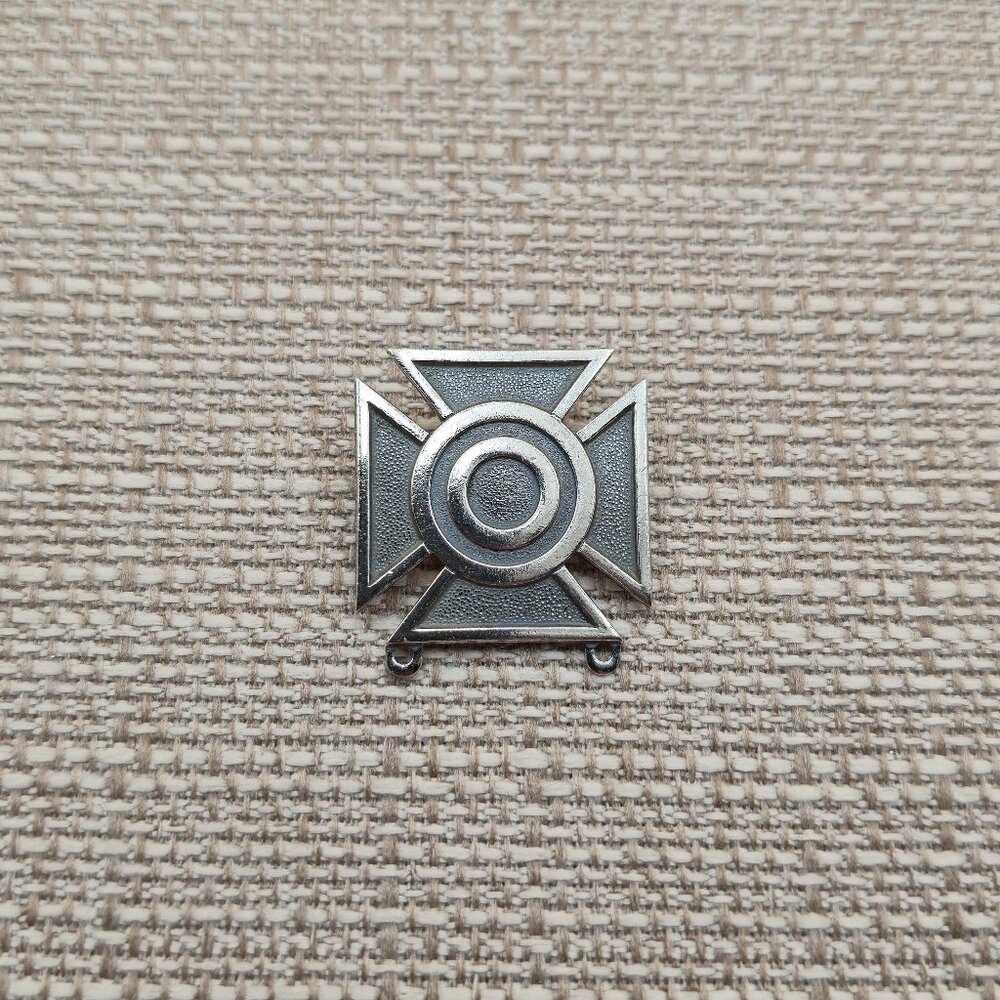 Sterling Silver WWII Marksman Sharpshooter Pin Brooch A5241